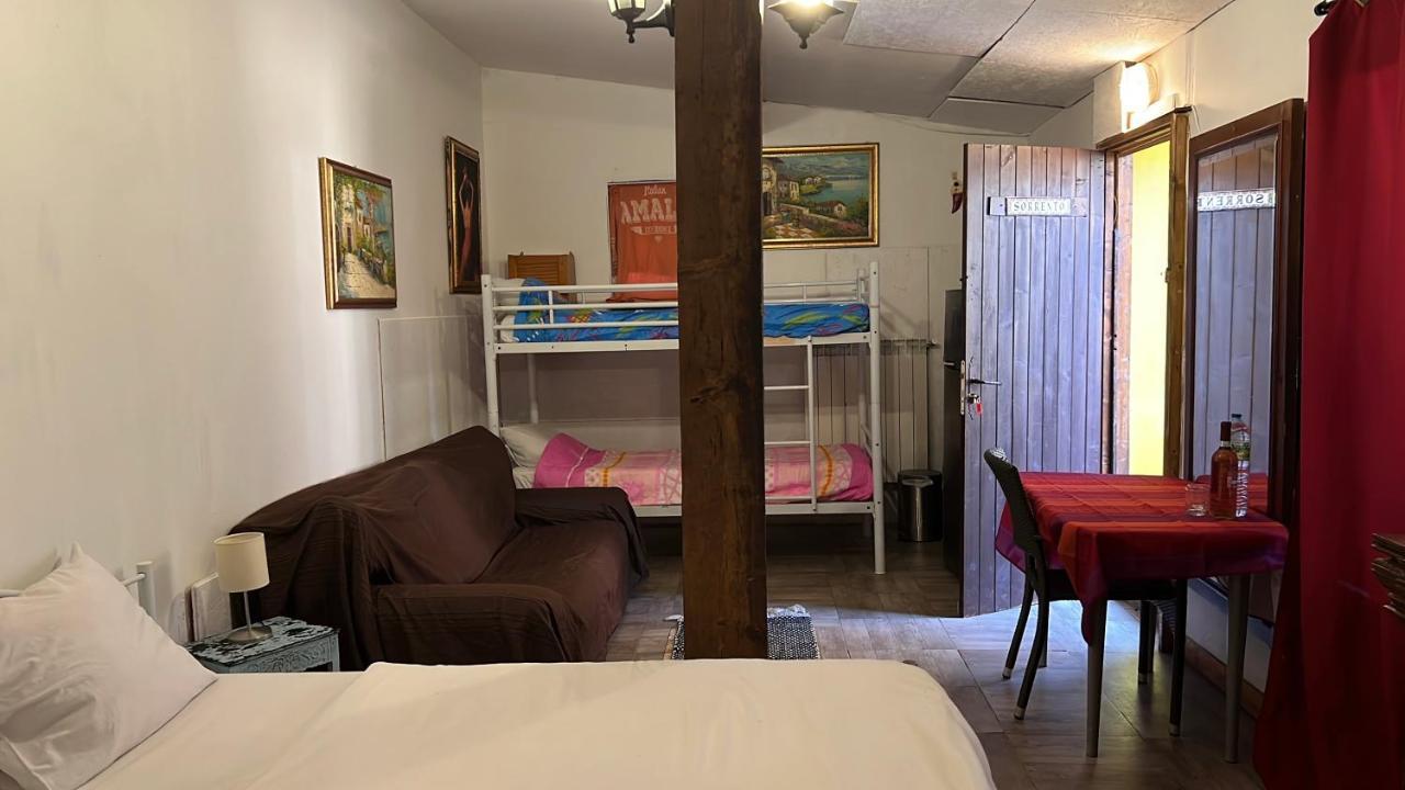 Chambres D'Hotes Sorrento Champs-Sur-Marne Zewnętrze zdjęcie